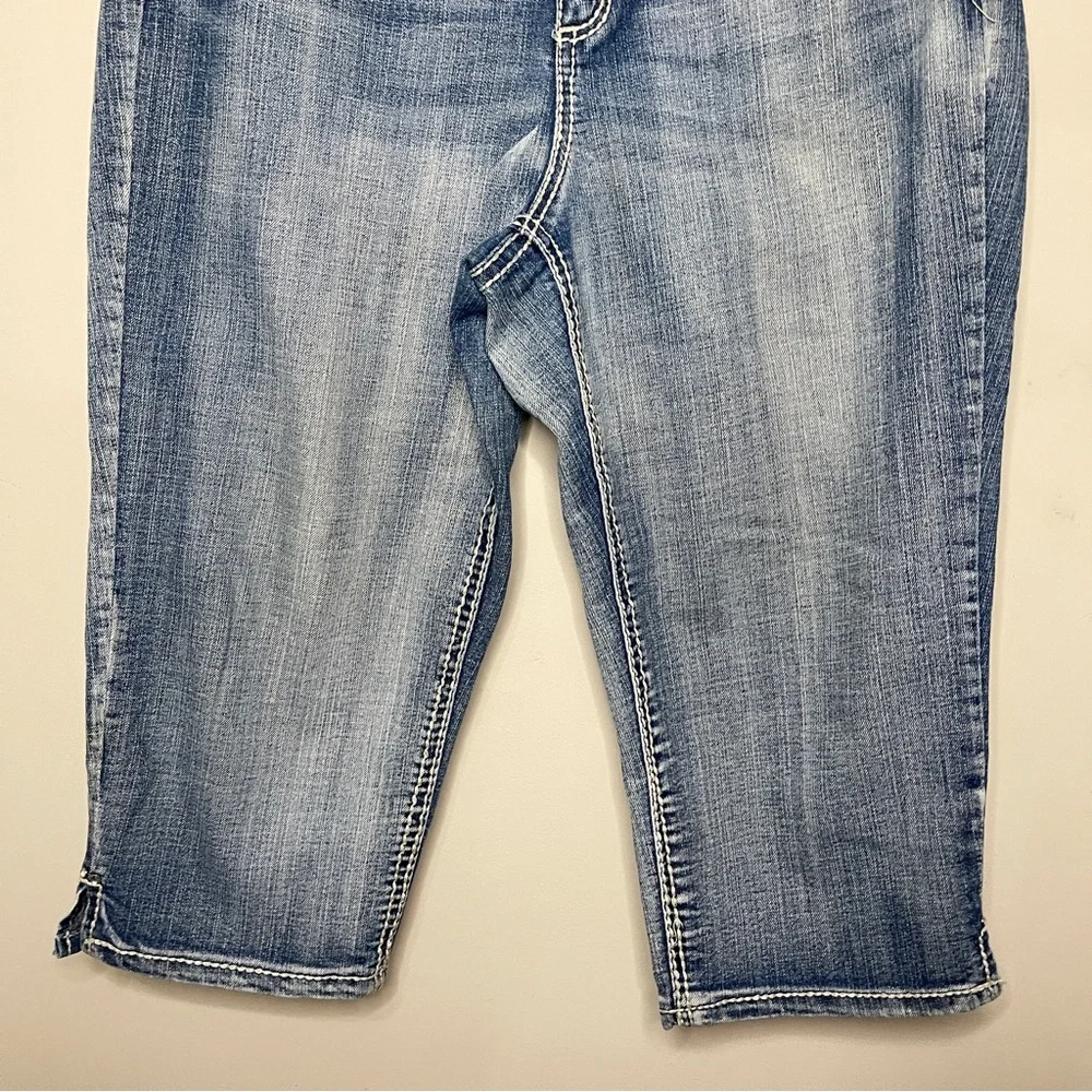 WOMEN’S VINTAGE Capri Jeans with Embellished Pockets, 14W - Picture 3 of 10